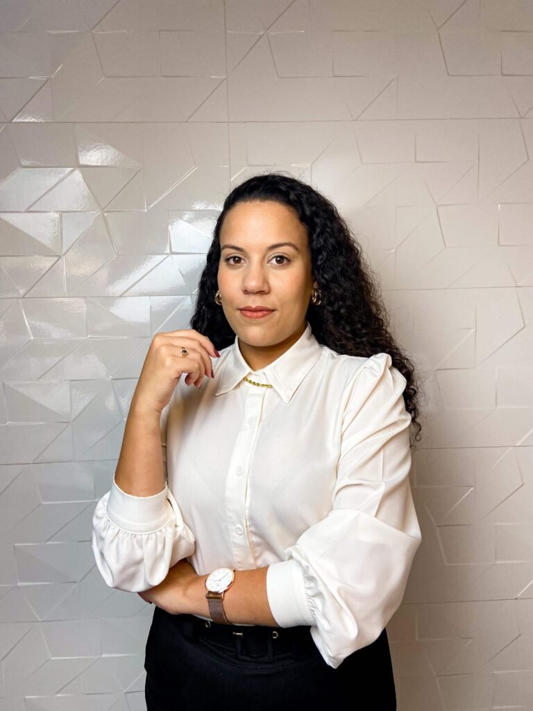 Lourenco e Brasil advogados em Senador Canedo - Danyelly Noleto mini